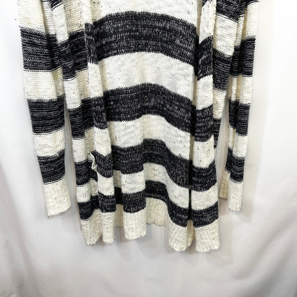 Torrid Plus Sz 1X Long Cardigan Black White Striped Open Sweater Knit Fall 1300 - Picture 4 of 8